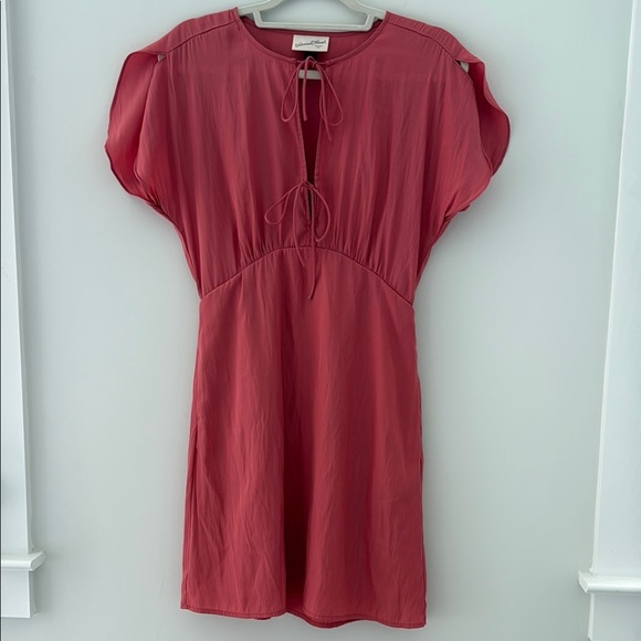 NWOT- Universal Thread Coral Tie-Front Dress Size S - Picture 1 of 6